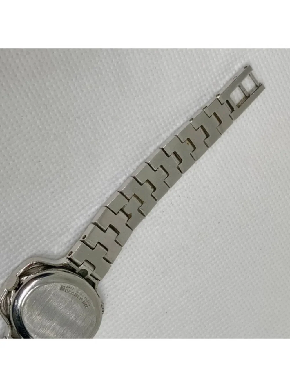 Vintage Helbros Electronic women's watch silver tone 29mm bracelet 6.5” running